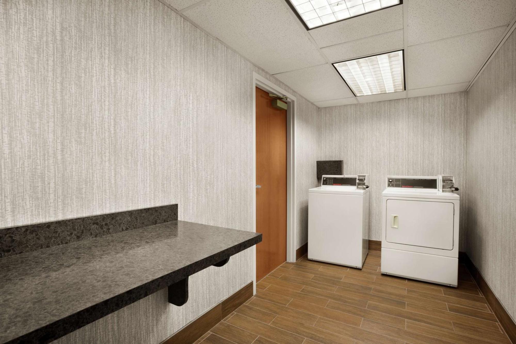 Hampton Inn Richmond/Ashland Esterno foto